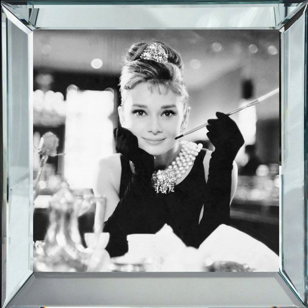 Hazenkamp Bild Audrey Hepburn Spiegelrahmen-Frühstück bei Tiffany 50cm