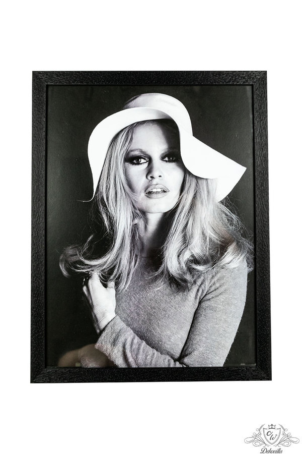 Brigitte Bardot Portrait mit Hut Bild Schwarz/Weiß